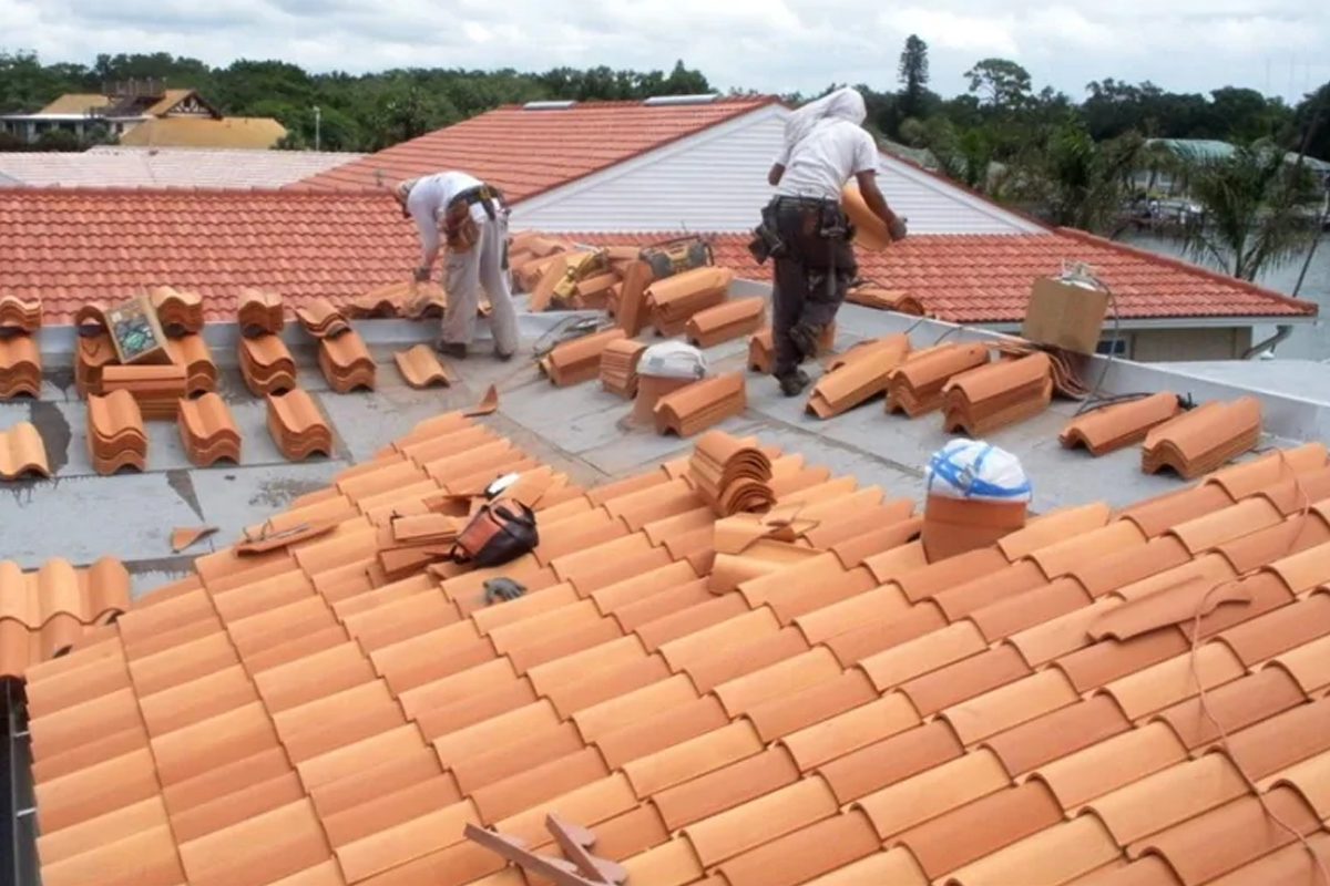 Flat roof repair In Florida